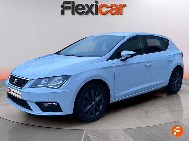 Usado Seat Leon Style 115 CV (84 kW) 2020 Gris