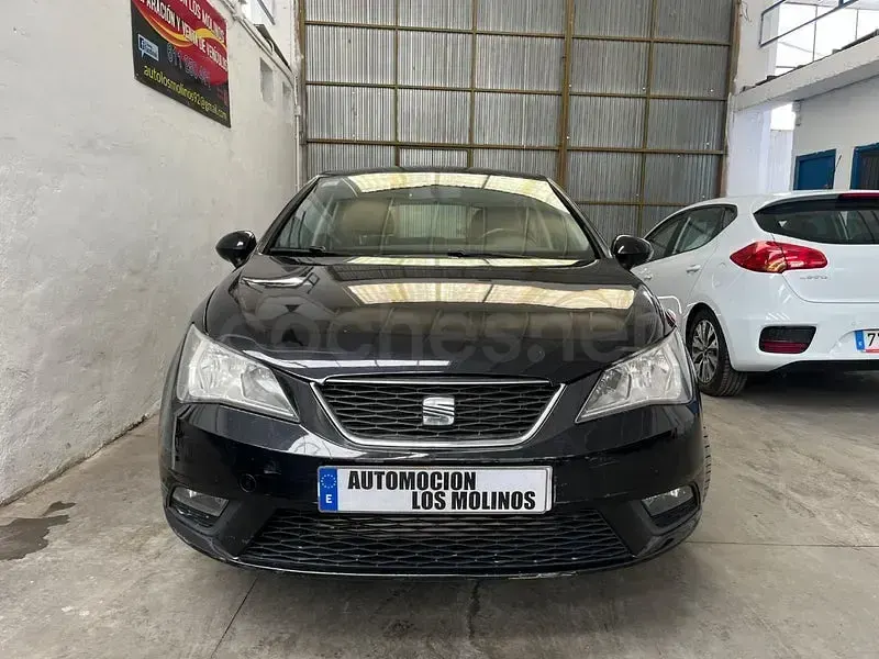 Begagnad Seat Ibiza Style 105 HK (77 kW) 2013 Svart Sedan