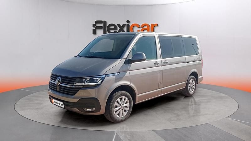 Usado VW Caravelle 150 CV (110 kW) 2020 Gris Monovolumen