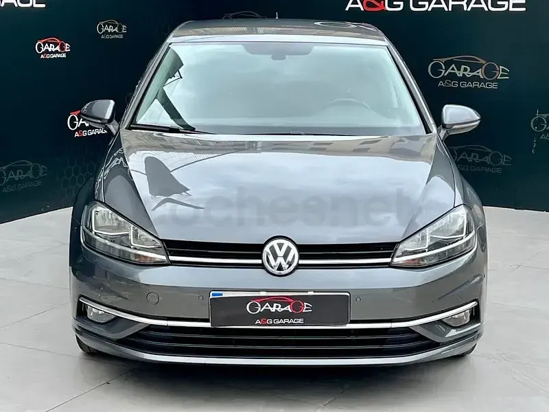 Usado VW Golf VII Advance 150 CV (110 kW) 2020 Gris / plata Berlina