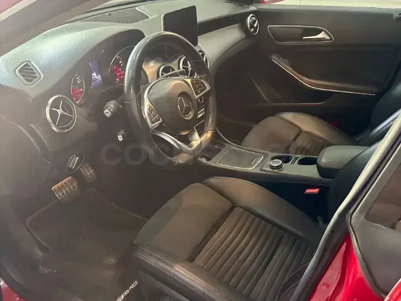 Usado Mercedes CLA200 150 CV (110 kW) 2020 Rojo Coupe