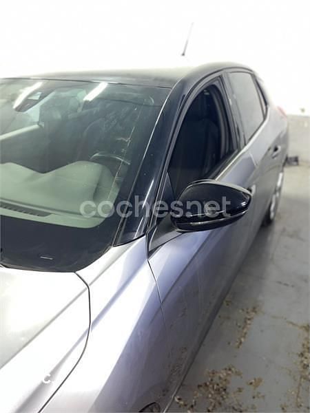 Usado Opel Corsa Elegance 100 CV (73 kW) 2020 Gris / plata Utilitario