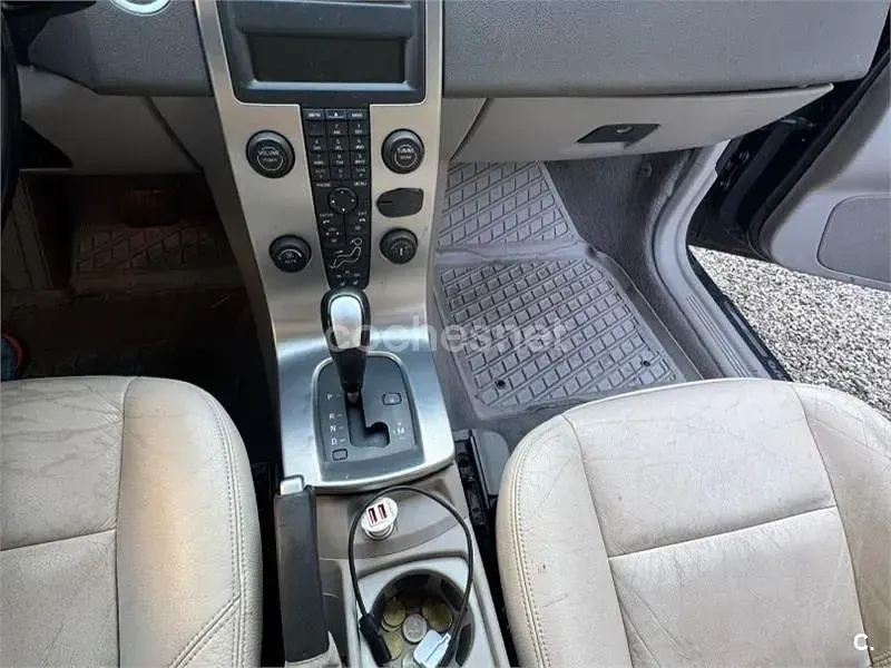 Usado Volvo V50 Momentum 180 CV (132 kW) 2007 Negro Familiar