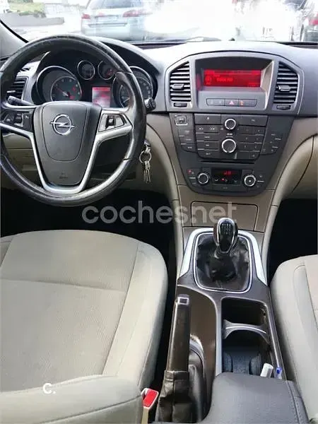 Usado Opel Insignia Excellence 130 CV (95 kW) 2013 Negro Berlina