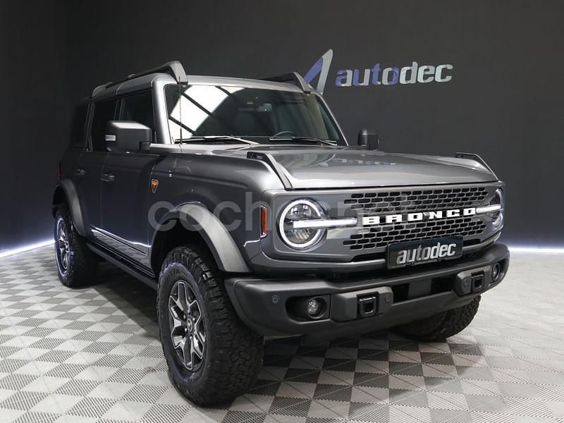 Usado Ford Bronco 335 CV (246 kW) 2024 Gris / plata SUV