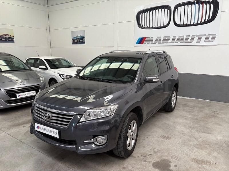 Usado Toyota RAV4 Executive 150 CV (110 kW) 2012 Gris / plata SUV