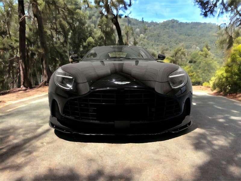Negro Usado 2024 Aston Martin DB12 Coupe | 248.000 € - Imagen 1/3