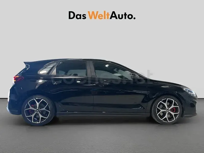Usado Hyundai i30 250 CV (183 kW) 2024 Negro Berlina