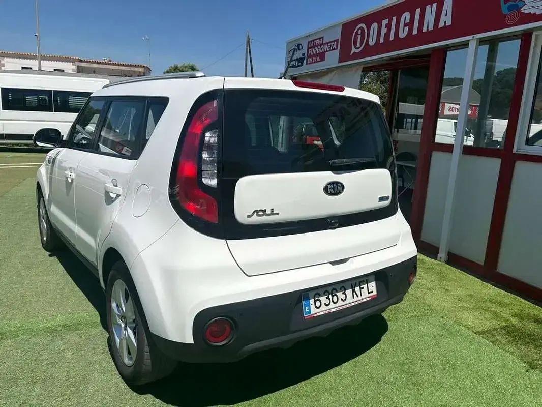 Usado Kia Soul 132 CV (97 kW) 2017 Blanco SUV