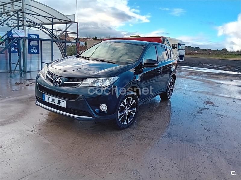 Usado Toyota RAV4 Advance 124 CV (91 kW) 2015 Azul SUV
