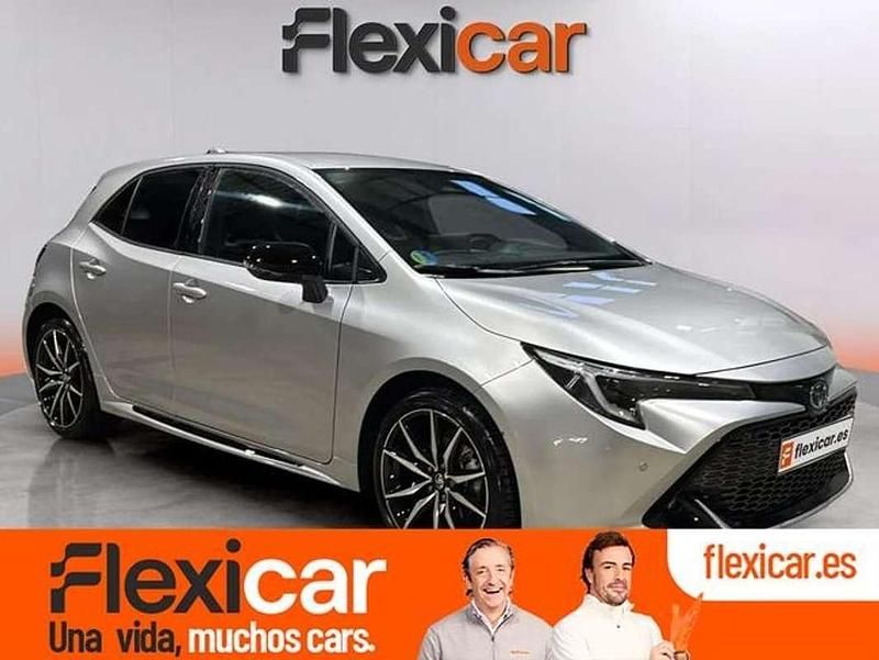 Gris Usado 2025 Toyota Corolla Sport Utilitario | 26.490 € (Un poco caro) - Imagen 1/4