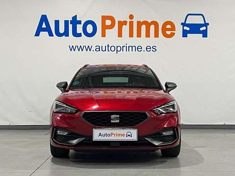 Usado Seat Leon ST FR 150 CV (110 kW) 2021 Burdeos Familiar