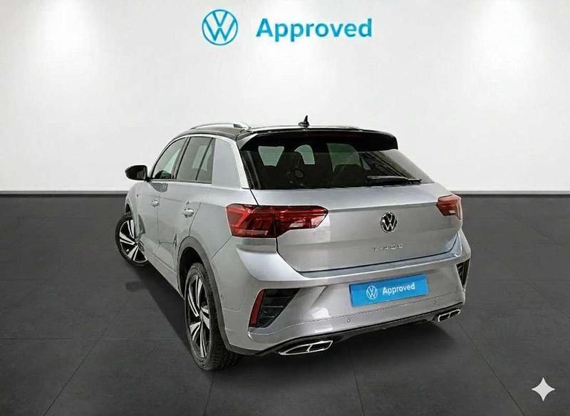 Usado VW T-Roc R-line 150 CV (110 kW) 2022 Plateado SUV