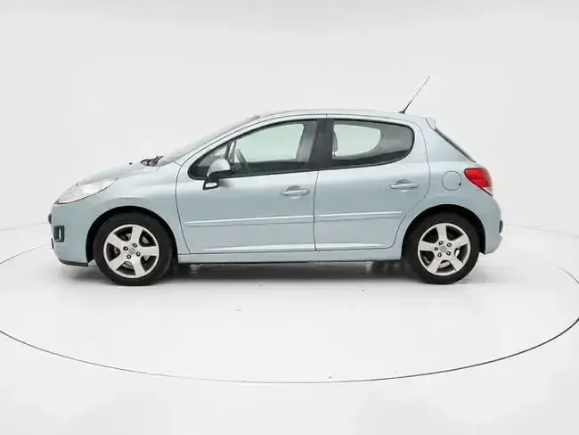 Usado Peugeot 207 92 CV (67 kW) 2010 Azul Utilitario