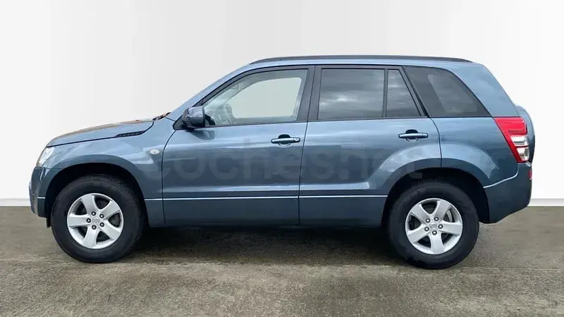 Usado Suzuki Grand Vitara 140 CV (102 kW) 2007 Gris / plata SUV