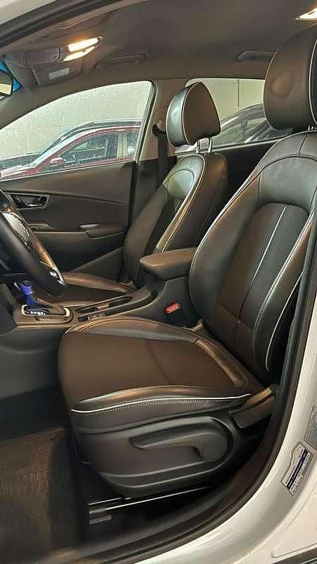 Usado Hyundai Kona Style 141 CV (103 kW) 2020 Blanco SUV