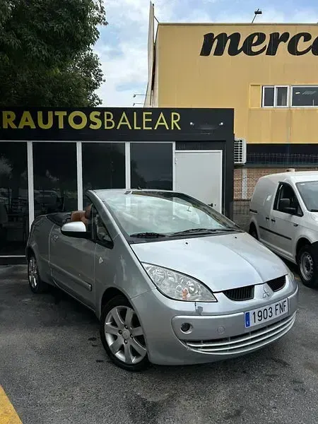 Usado Mitsubishi Colt Instyle 150 CV (110 kW) 2007 Marrón Descapotable