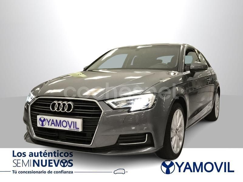 Gris / plata Usado 2017 Audi A3 Design Berlina | 17.850 € (Buen precio) - Imagen 1/4