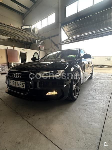 Usado Audi A4 S-Line 150 HP (110 kW) 2015 Preto Sedan