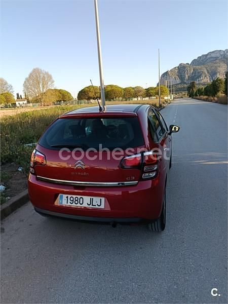 Usado Citroën C3 Live 82 CV (60 kW) 2016 Granate Berlina