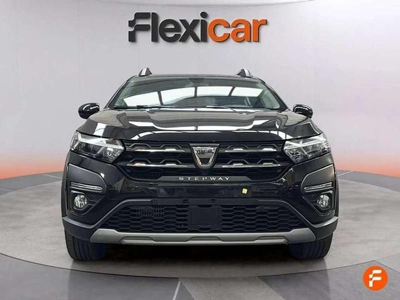 Usado Dacia Sandero Comfort 91 CV (66 kW) 2022 Negro Utilitario