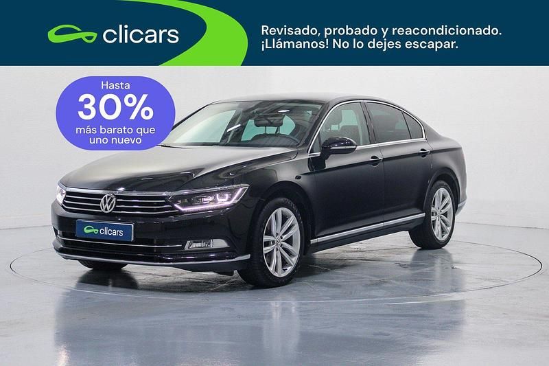 Usado VW Passat Sport 190 CV (139 kW) 2017 Negro Berlina