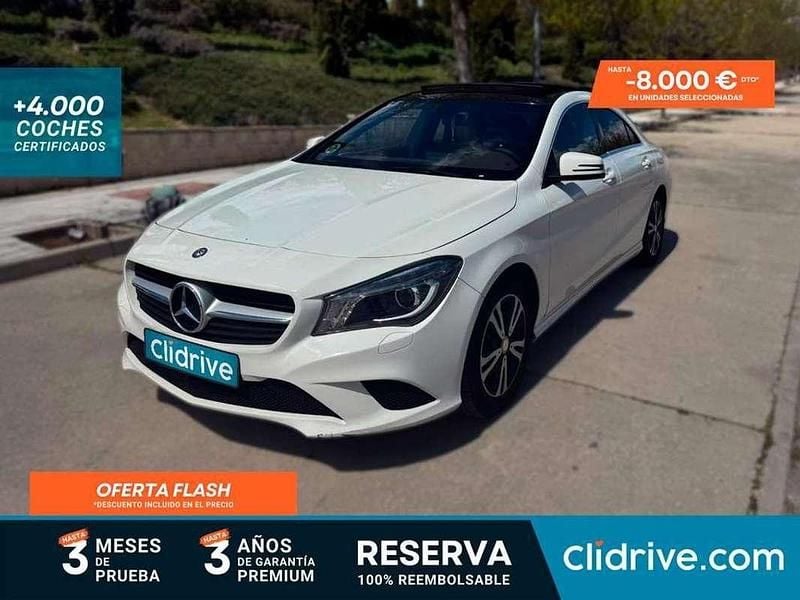 Usado Mercedes C200 Classic 136 CV (100 kW) 2014 Blanco Berlina
