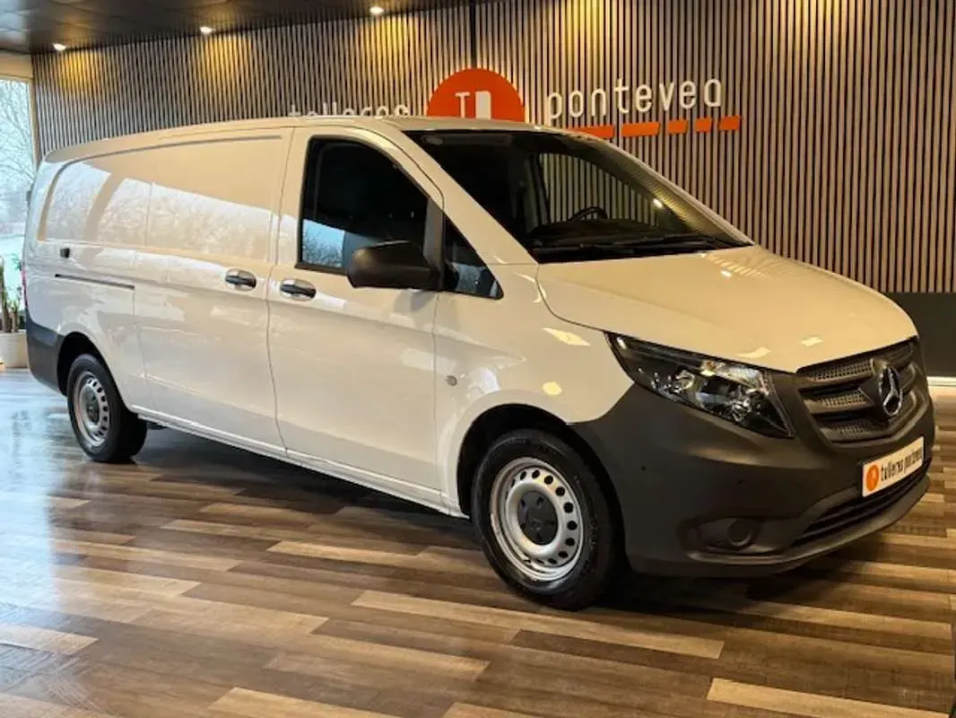 Usado Mercedes Vito 163 CV (119 kW) 2023 Blanco Van