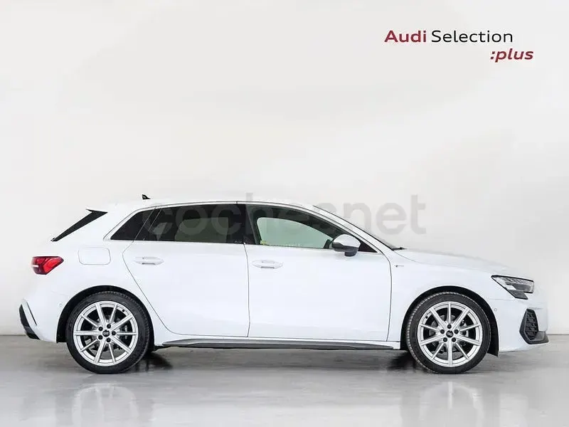 Usado Audi A3 S-Line 150 CV (110 kW) 2025 Blanco Berlina