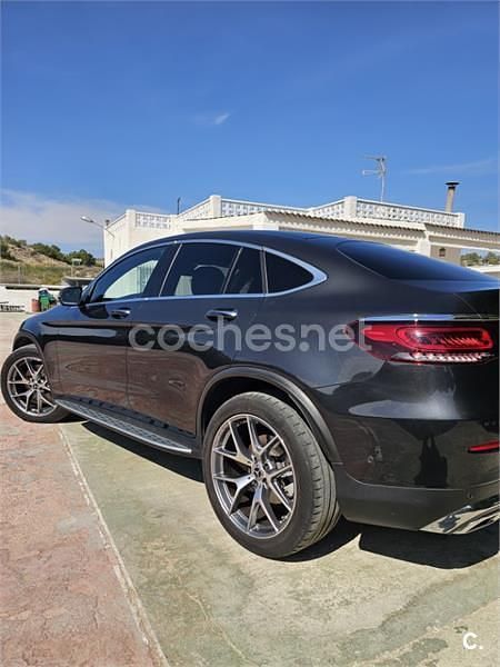 Usado Mercedes GLC220 194 CV (142 kW) 2022 Gris / plata Coupe