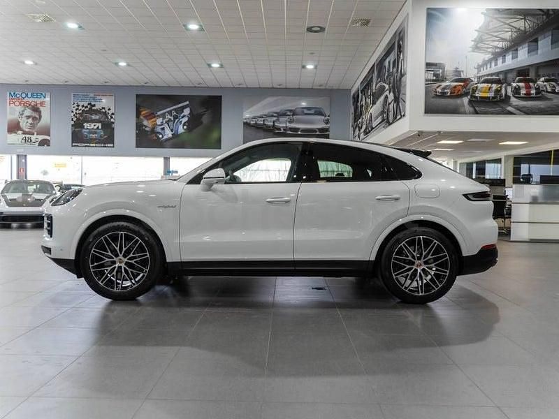 Usado Porsche Cayenne 470 CV (345 kW) 2025 Blanco SUV