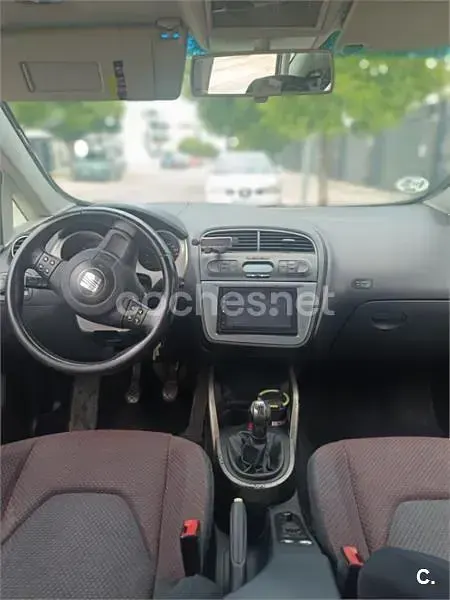 Usado Seat Toledo Sport 140 CV (102 kW) 2005 Negro Utilitario