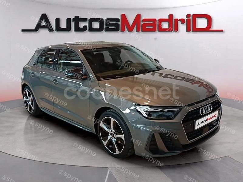 Gris / plata Usado 2022 Audi A1 Sportback S-Line Utilitario | 20.990 € (Un poco caro) - Imagen 1/4