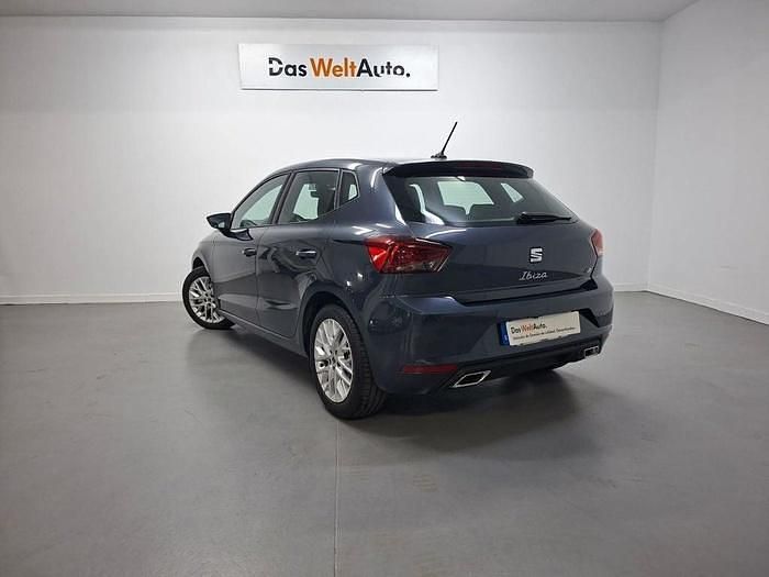 Usado Seat Ibiza FR 116 CV (85 kW) 2025 Gris Utilitario