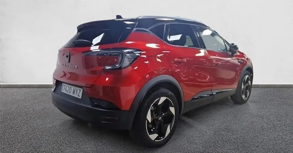 Usado Renault Captur Techno 100 CV (73 kW) 2025 SUV
