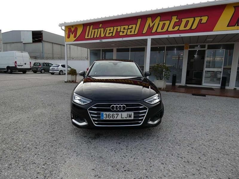 Usado Audi A4 Advanced Plus 136 CV (100 kW) 2020 Negro Berlina