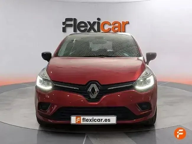 Usado Renault Clio LIMITED 90 CV (66 kW) 2019 Rojo