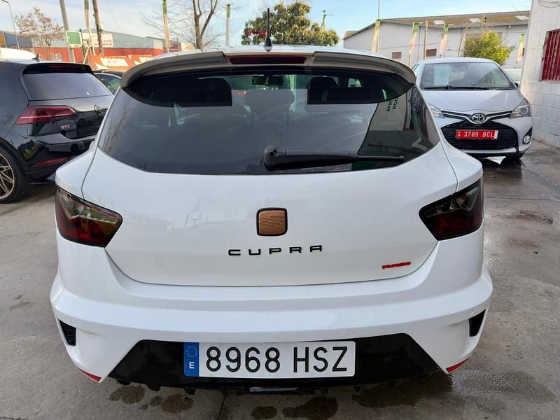Usado Seat Ibiza CUPRA 180 CV (132 kW) 2013 Blanco Utilitario