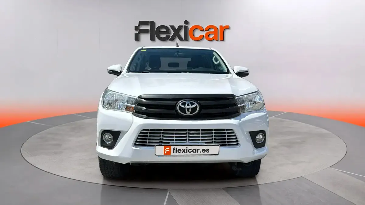 Usado Toyota HiLux 150 CV (110 kW) 2020 Blanco Pickup/Camioneta