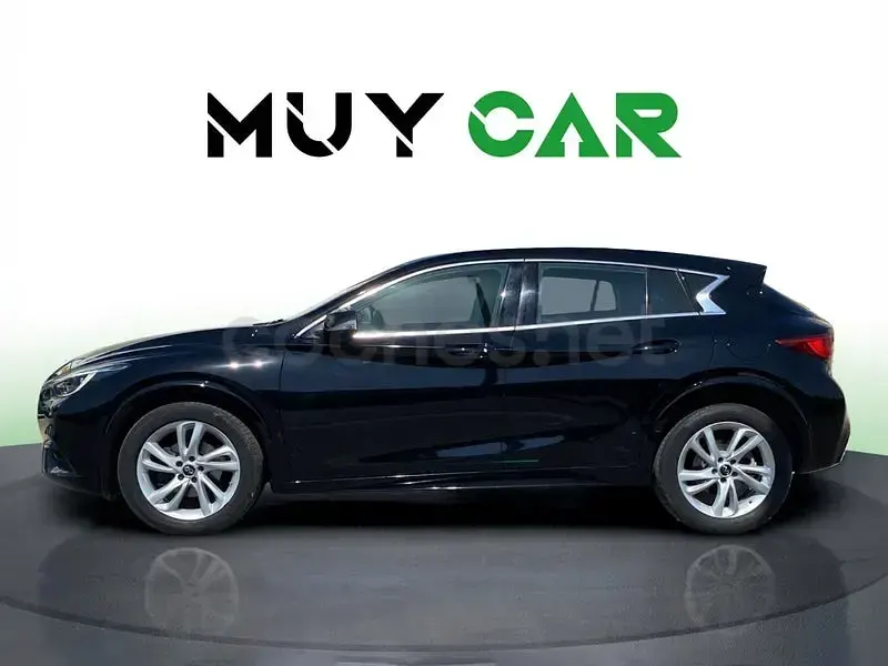 Usado Infiniti Q30 122 CV (89 kW) 2019 Negro Berlina
