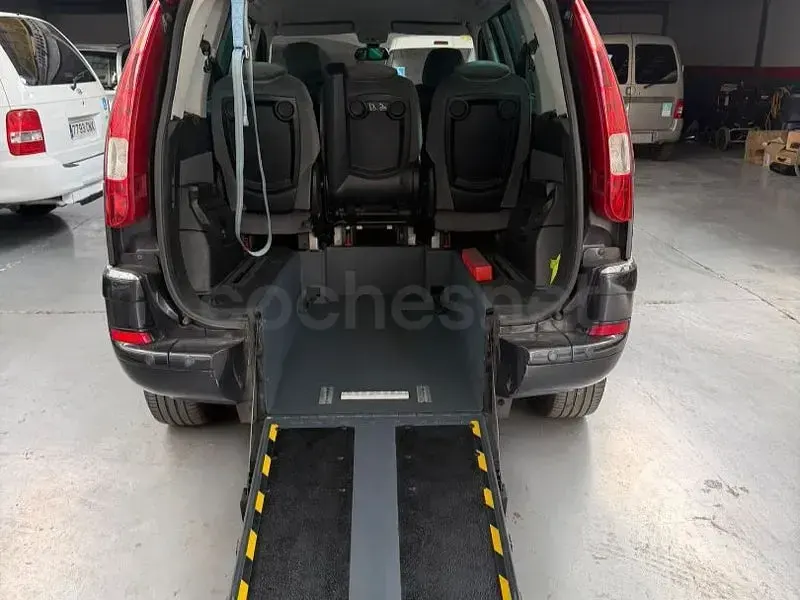 Usado Citroën C8 136 CV (100 kW) 2010 Negro Monovolumen