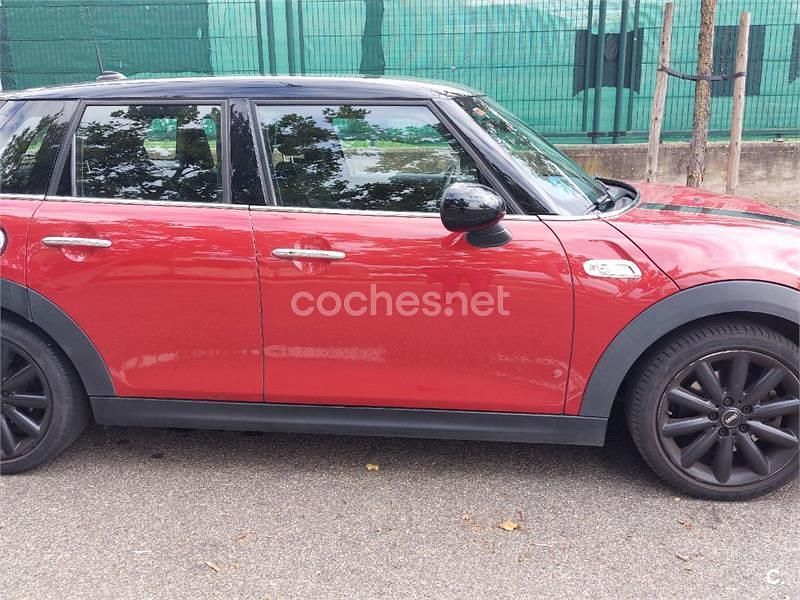 Usado Mini Cooper SD 170 CV (125 kW) 2017 Rojo Utilitario