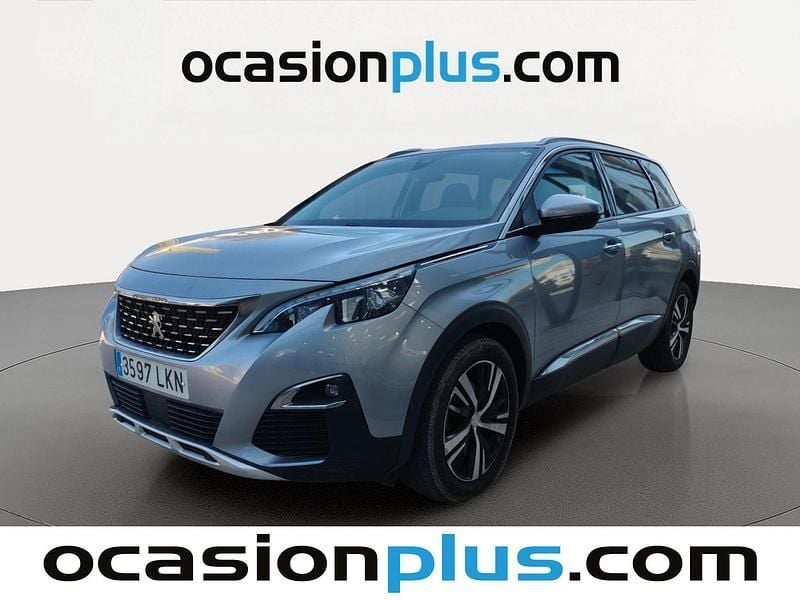 Usado Peugeot 5008 Allure 131 CV (96 kW) 2020 Gris SUV