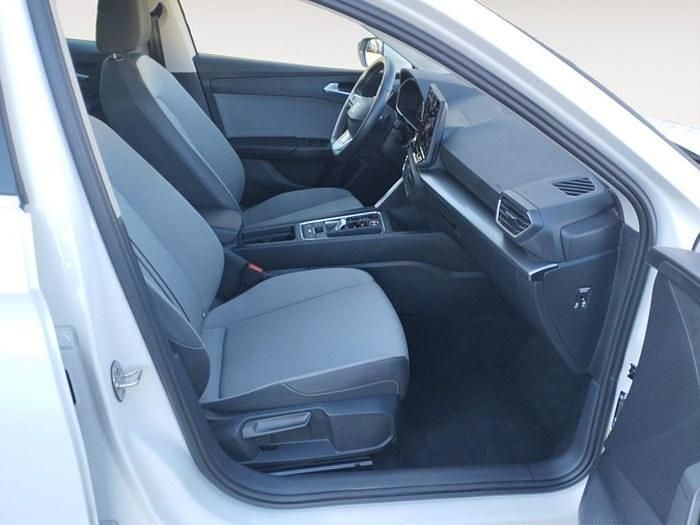 Usado Seat Leon Style 116 CV (85 kW) 2025 Blanco