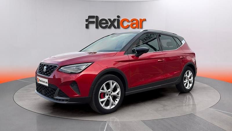 Usado Seat Arona FR 150 CV (110 kW) 2023 Rojo SUV