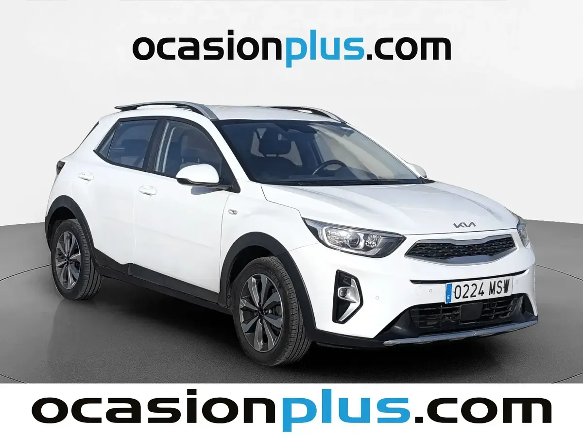 Usado Kia Stonic 101 CV (74 kW) 2024 Blanco SUV