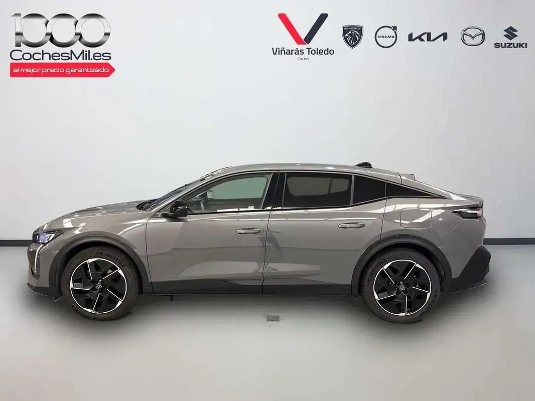 Usado Peugeot 408 Allure 181 CV (133 kW) 2025 Gris SUV