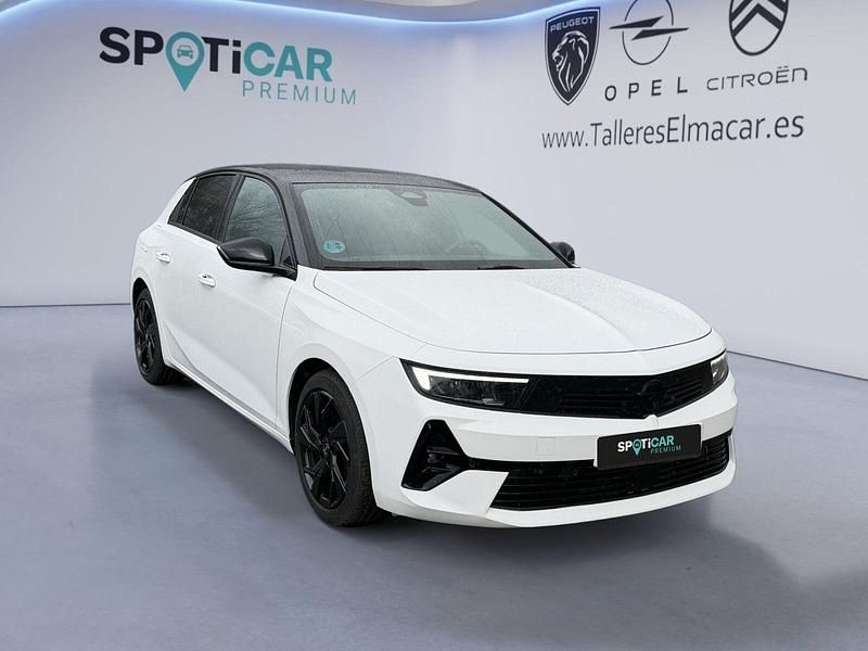 Usado Opel Astra GS Line 130 CV (95 kW) 2023 Blanco Berlina