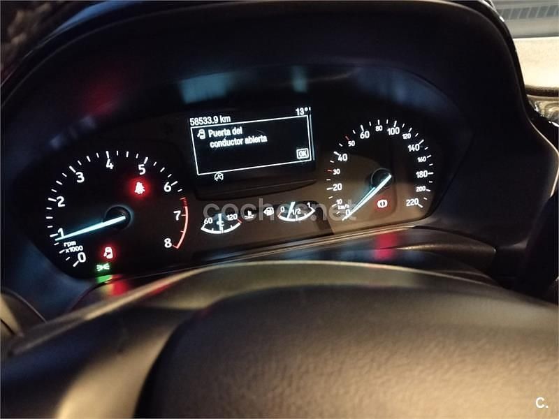 Usado Ford Fiesta Trend 100 CV (73 kW) 2019 Blanco Berlina