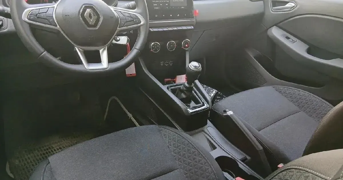 Usado Renault Clio Equilibre 90 CV (66 kW) 2023 Utilitario